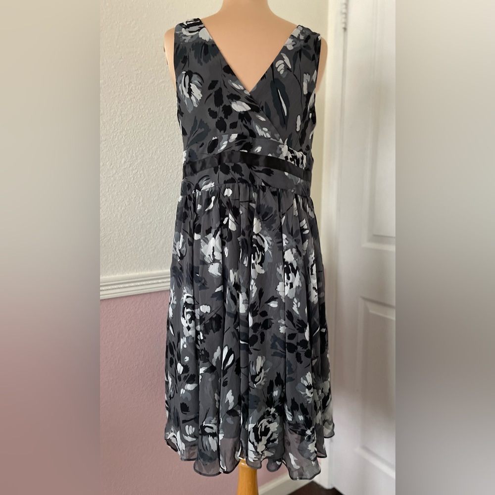 Studio I Petite dress size 12P - Picture 7 of 10